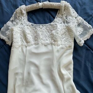 Venus by Lotus Orient Corp ivory wedding gown size 18